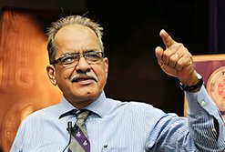 Dr. Arun Pahwa at LPU