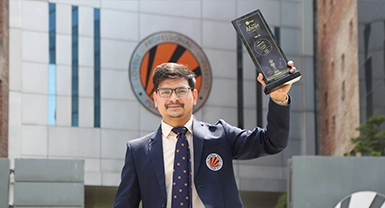 LPU Student Sunil Kumar Mehta achieves Rank 1 in the Unstop E-School Leader 2025, outperforming top talent from IIT's and NIT's